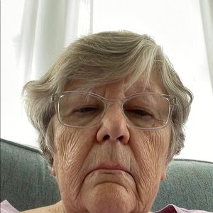 Meet your Posher, Joanne